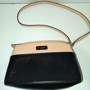 Kate Spade New York Jeanne Crossbody top-zip Bag Black & Warm pink Vellum